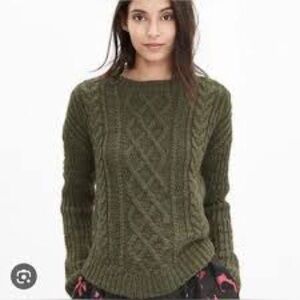 NWT Banana Republic Green Cable Knit Sweater, Size XS
